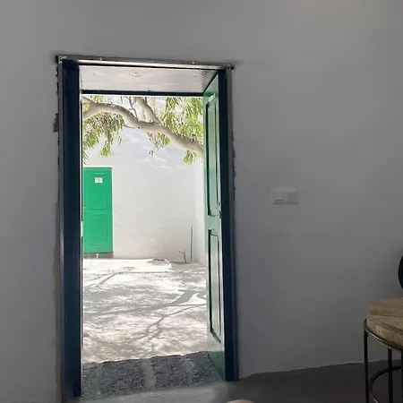 Lovely In Original Apartment